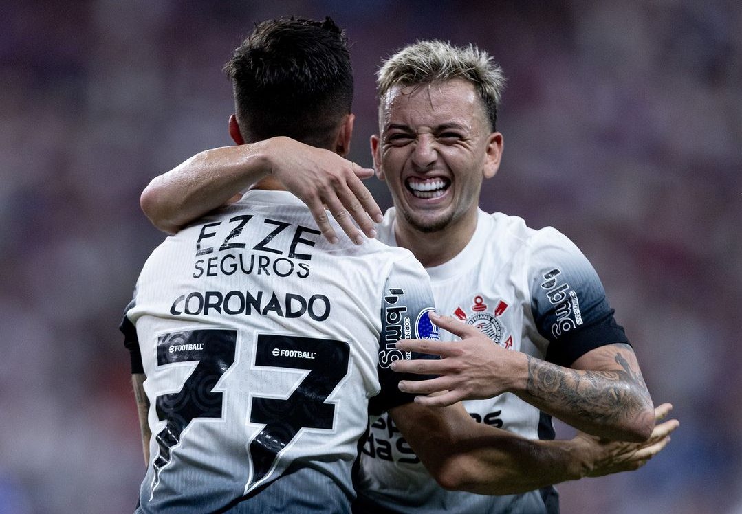 Aproveitamento do Corinthians em Copas contrasta com o do Brasileirão