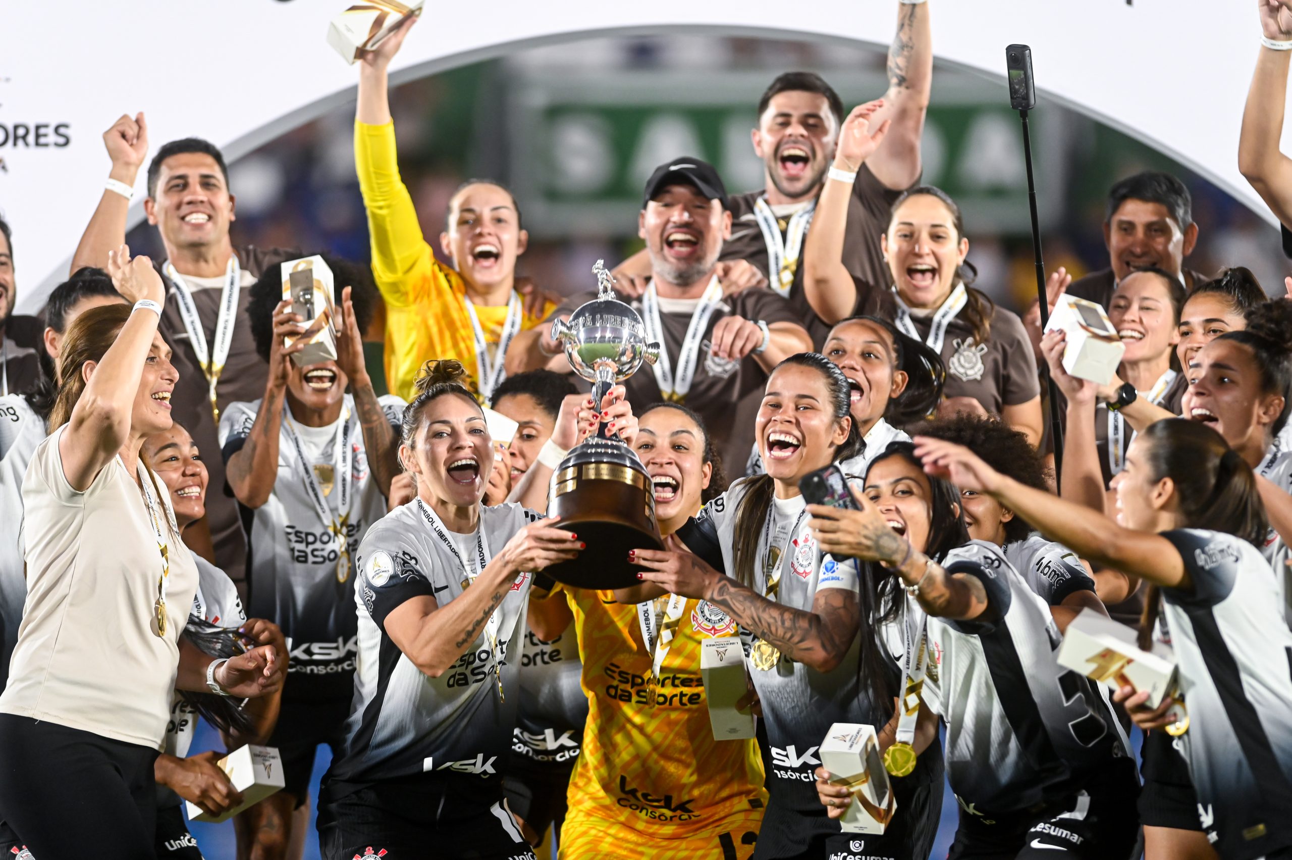 Corinthians é pentacampeão e amplia domínio na Libertadores feminina